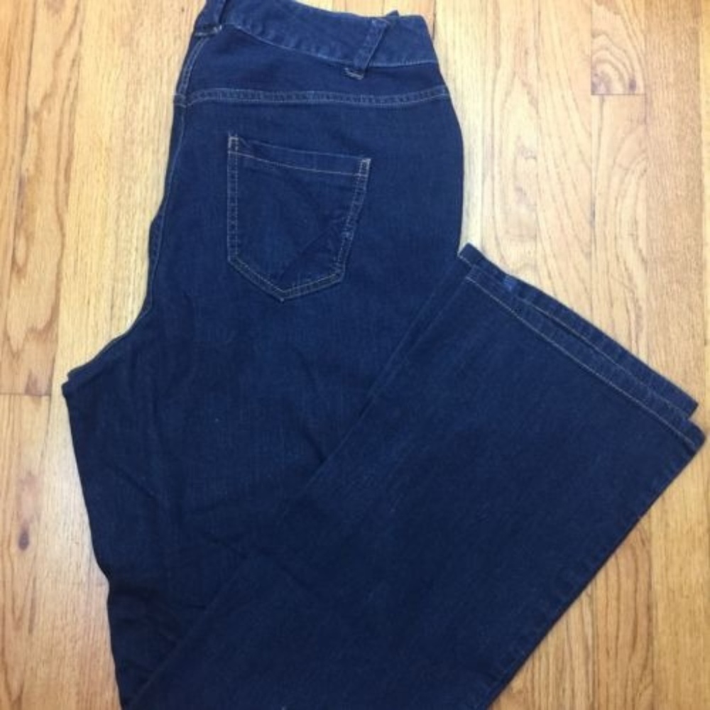 Bootcut Jeans
